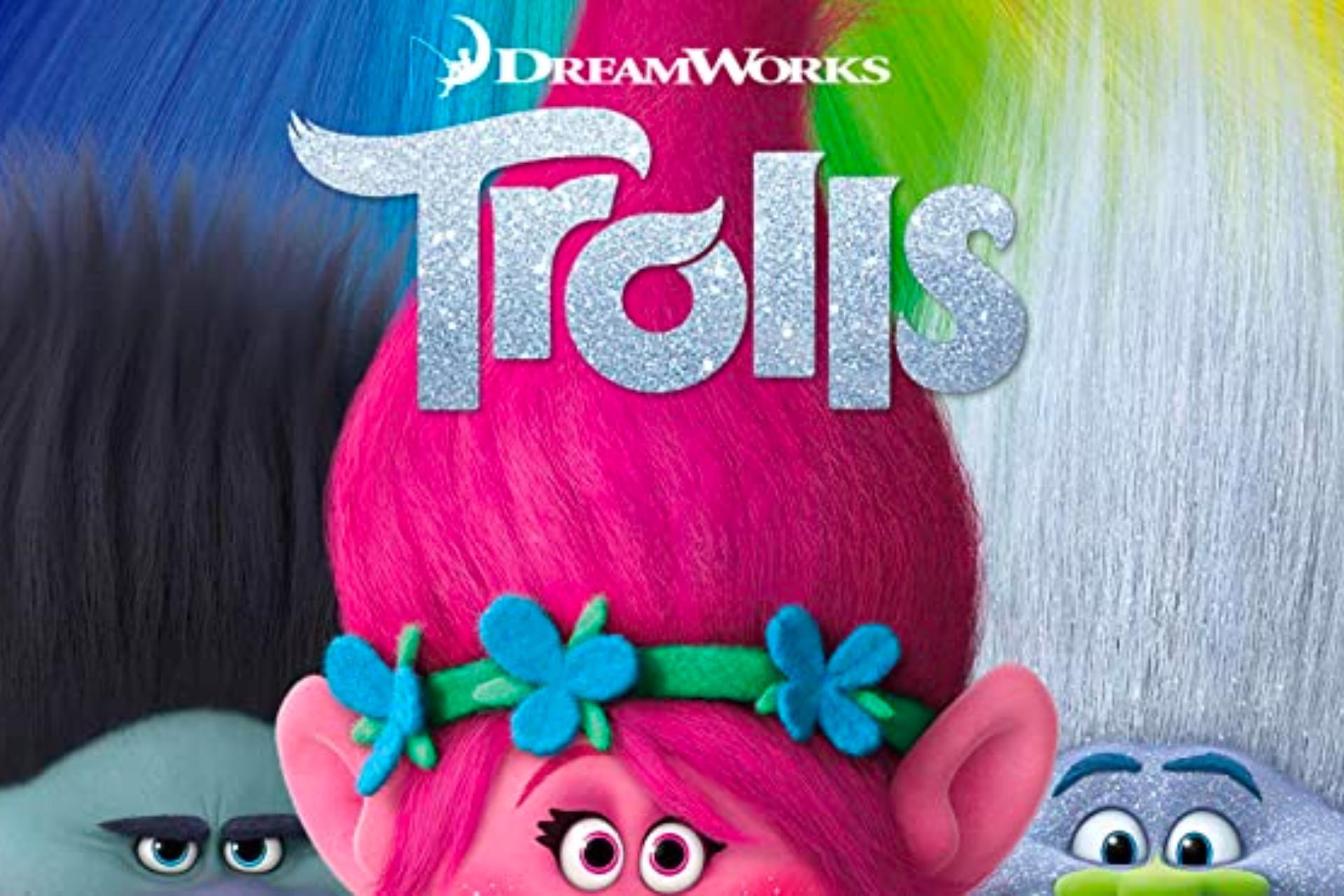 DreamWorks Trolls Bridget Hug 'N Plush Doll : : Toys